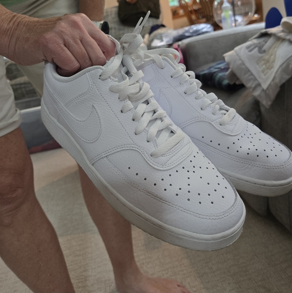 Nike Sneaker